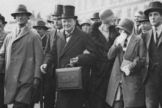 Reeves Scraps Controversial Plan to Remove Churchill-Linked Urinal!