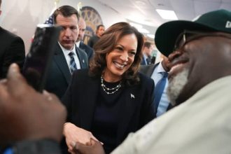 Harris Surpasses Trump in Americans’ Trust on Economic Leadership!