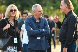 Apple’s Finance Visionary to Depart: What It Means for the Future as He Steps Down at 2024’s End!