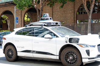 San Francisco’s Sleep Disrupted: The Midnight Honkfest of Waymo Robotaxis!