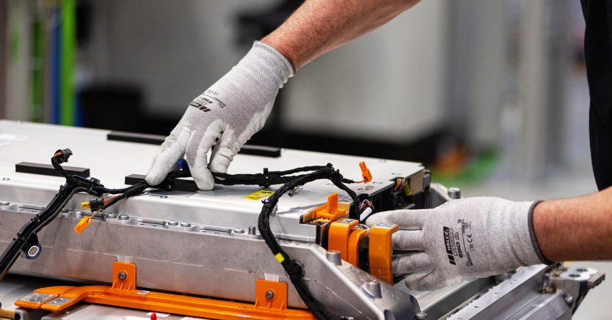 Understanding Electric Vehicle Battery Fires: Causes and Essential Safety Tips for Drivers