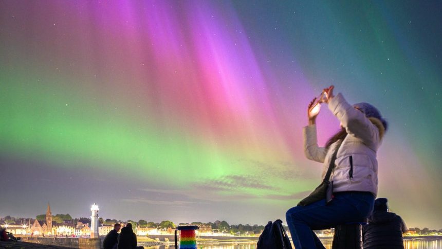 Catch the Magic: Aurora Borealis Dazzles the Northernmost US States Again!