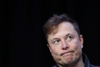 Unexpected Twist: Elon Musk’s Go-To Judge Steps Aside in X’s Battle Against Advertisers!