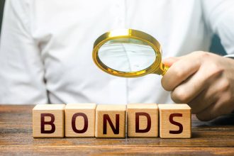 Bonds Make a Comeback: Why Caution is Key for Investors