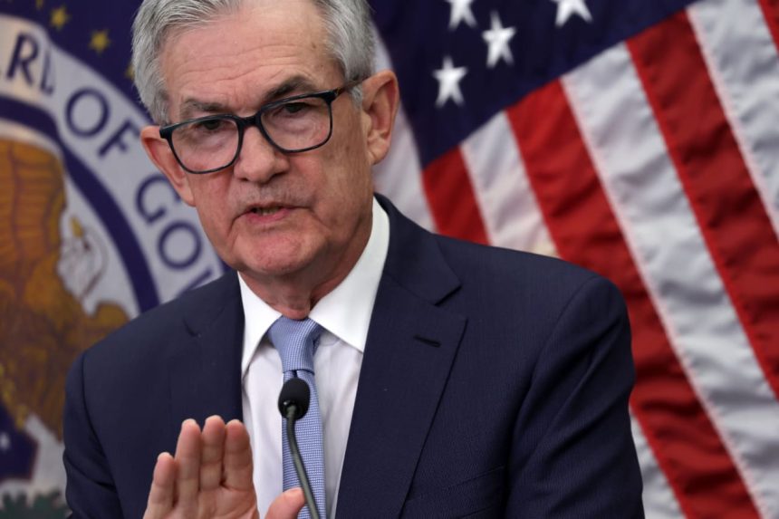 Is a Recession Looming? What’s Holding the Fed Back?