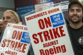 Workers Unite: Boeing Faces Strike After Rejection of Ambitious 25% Pay Rise!