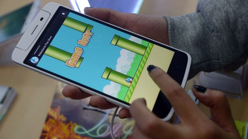 Why the Flappy Bird Reboot Can’t Replicate the Charm of Its Infamous Predecessor